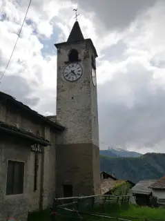 Campanile - Cappella di Santa Barbara e San Teodulo a AymavillesFrazione Ozein