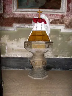 Battistero nel suo insieme - Chiesa di Santa Maria Maddalena a Villafranca Piemonte