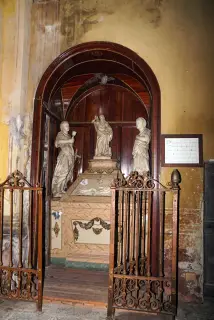 Fonte Batteimale - Chiesa dei Santi Bernardo e Giuseppe a Campiglia Cervo