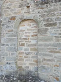 Porta tamponata - Chiesa Cimiteriale di Sant'Antonino a Perletto