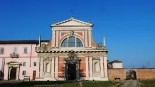 Facciata - Chiesa di Santa Croce e Tutti i Santi a Bosco Marengo