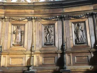 Coro, dettagli - Chiesa di Santa Croce e Tutti i Santi a Bosco Marengo