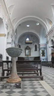 Navata centrale - Chiesa di Santa Croce e Tutti i Santi a Bosco Marengo