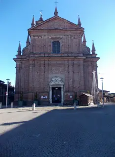 Facciata - Parrocchiale di Santa Maria delle Grazie a Lagnasco