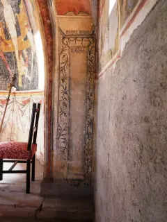 Firma del pittore - Cappella di San Bernardo o San Bernardino da Siena a Piozzo