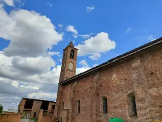 Fianco sinistro - Chiesa o Abbazia o Convento di San Maurizio a ConzanoFrazione San Maurizio