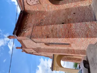 Fianco destro - Chiesa o Abbazia o Convento di San Maurizio a ConzanoFrazione San Maurizio