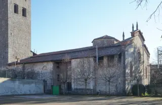 Fianco destro - Parrocchiale di San Lorenzo a Andorno Micca