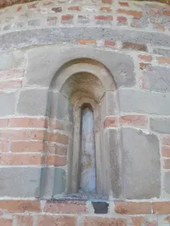 Monofora - Chiesa di San Giorgio a AramengoFrazione Masio