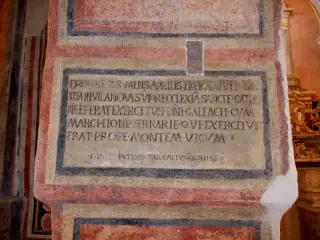 Cappella della Natività, base sottarco destro, cartiglio - Ex Parrocchiale di Santa Caterina a Villanova MondovìFrazione Villa