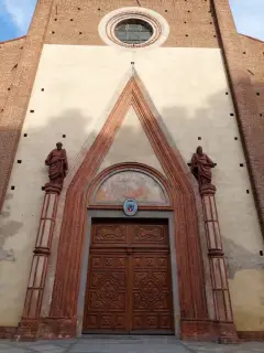 Portale a gimberga - Cattedrale dell' Assunta a Saluzzo