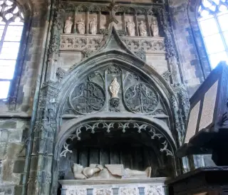 Tomba - Chiesa di San Giovanni a Saluzzo