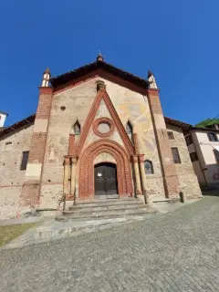 Facciata - Parrocchiale dell' Assunta a Rossana