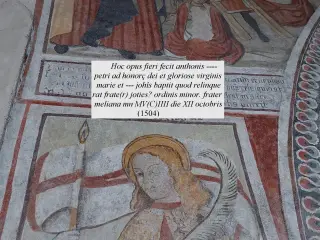 Trascrizione dell'iscrizione dedicatoria - Parrocchiale di Santa Margherita a Casteldelfino