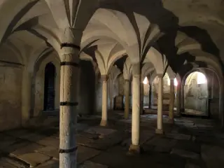 Cripta - Abbazia di Santa Maria a Cavour