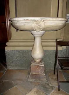 Acquasantiera - Campanile Antica Chiesa di San Giovanni Battista a Barge