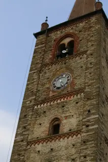 Campanile - Campanile di San Pietro in Vincoli a Bagnolo Piemonte