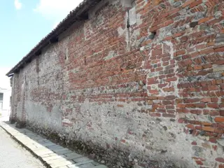 Fianco sinistro - Chiesa di San Giovanni Ai Campi a Piobesi Torinese