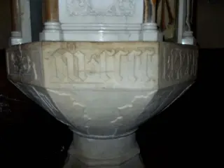 Fonte battesimale: M CCCC - Parrocchiale di San Siro a Virle Piemonte