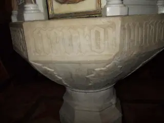 Fonte battesimale: O(MN) - Parrocchiale di San Siro a Virle Piemonte