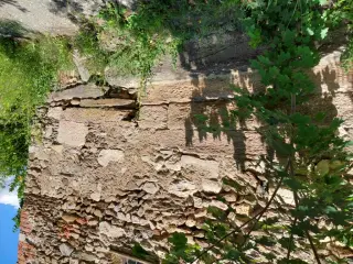 Fianco e materiali romani di reimpiego - Ex Chiesa di San Saturnino a Susa