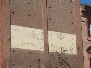 Orologi solari campanile - Cattedrale di Maria Assunta e San Gottardo a Asti