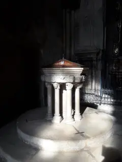 Fonte battesimale - Cattedrale di Maria Assunta e San Gottardo a Asti