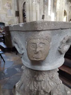Fonte battesimale - Cattedrale di Maria Assunta e San Gottardo a Asti