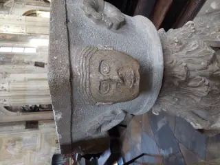 Fonte battesimale - Cattedrale di Maria Assunta e San Gottardo a Asti
