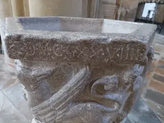 Fonte battesimale - Cattedrale di Maria Assunta e San Gottardo a Asti