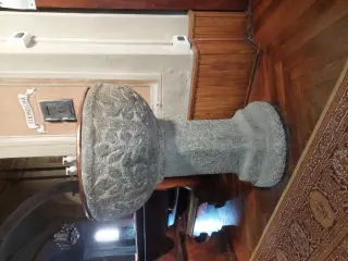 Acquasantiera - Parrocchiale di Santa Maria Assunta a Chiomonte