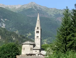 Abside e campanile - Parrocchiale di San Gregorio Magno a OulxFrazione Savoulx