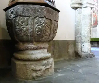 Vasca battesimale - Parrocchiale di San Michele Arcangelo a OulxFrazione Beaulard