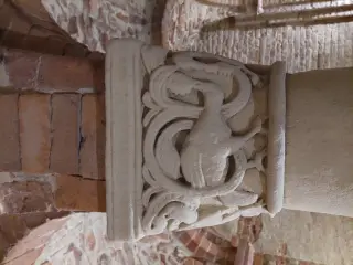 Capitello - Chiesa-cripta di Sant'Anastasio a Asti