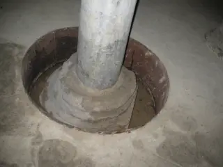 Base colonna - Chiesa-cripta di Sant'Anastasio a Asti