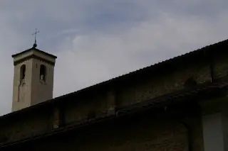 Fianco destro e campanile - Pieve di San Maurizio a San Maurizio Canavese