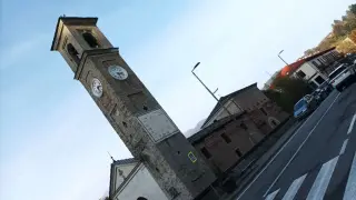 Campanile e fianco - Chiesa di Santa Croce a Lanzo Torinese