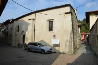 Vista - Chiesa della Confraternita di Santa Croce a Rocca Canavese