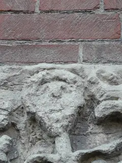 Architrave lato nord - dettaglio - Battistero o Rotonda di San Pietro in Consavia a Asti