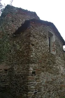 Esterno abside chiesa - Chiesa di San Lorenzo a Settimo Vittone