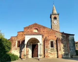 Facciata - Chiesa dell' Assunta o di Santa Maria a Salussola
