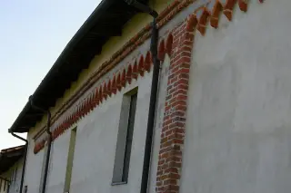 Fianco sinistro particolare - Parrocchiale di San Giovanni Battista a Cerrione