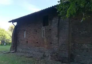 Fianco sinistro - Parrocchiale dei Santi Nazario e Celso a Quinto Vercellese