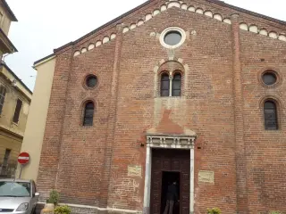 Facciata - Chiesa di San Bernardo a Vercelli