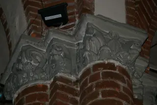 Capitello - Chiesa di San Bernardo a Vercelli