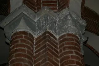 Capitello - Chiesa di San Bernardo a Vercelli