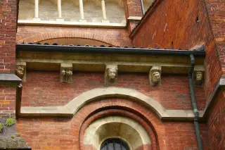 Mensole e capitelli dei fianchi - Basilica di Sant'Andrea a Vercelli