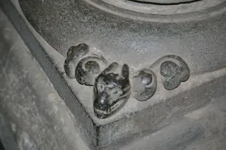 Base colonna navata - Basilica di Sant'Andrea a Vercelli