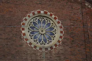 Facciata - Rosone - Chiesa di San Paolo a Vercelli