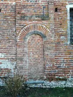 Porta tamponata - Parrocchiale di San Lorenzo a Oldenico